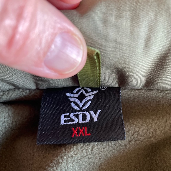 NWOT men's XXL tactical coat, stow-away billed hood. Pockets galore, vented arms - Picture 2 of 9